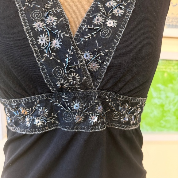 Y2K Black Sleeveless Embroidered Bead Sequin V-Neck Tie Waist Top - Picture 5 of 8